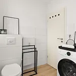 Shiny Homes - Elegant *