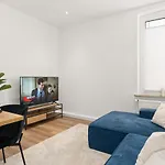 Shiny Homes - Elegant Apartment Bielefeld