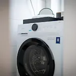 Shiny Homes - Elegant דירה
