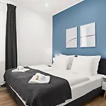 Shiny Homes - Elegant