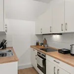 Shiny Homes - Elegant *