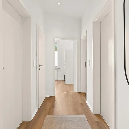 Shiny Homes - Elegant Apartment *