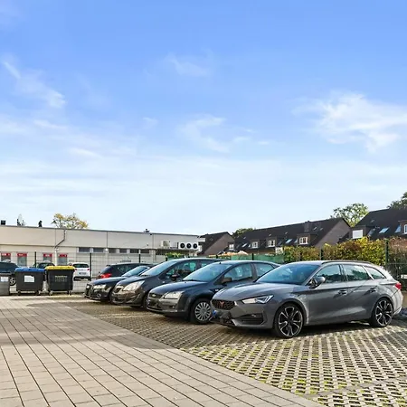 Shiny Homes - Elegant *