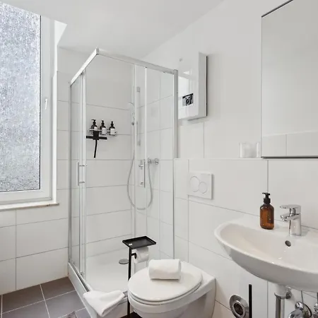 Shiny Homes - Elegant *