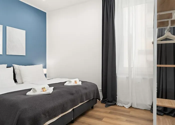 Shiny Homes - Elegant *