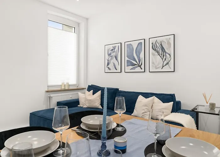 Shiny Homes - Elegant *