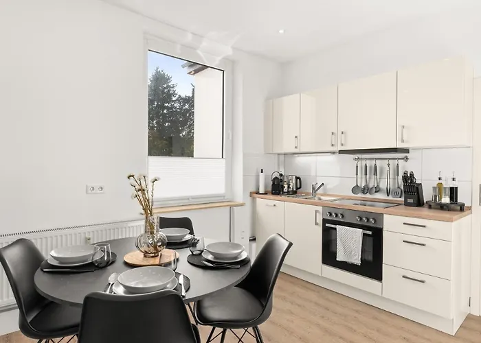 Shiny Homes - Elegant Daire *