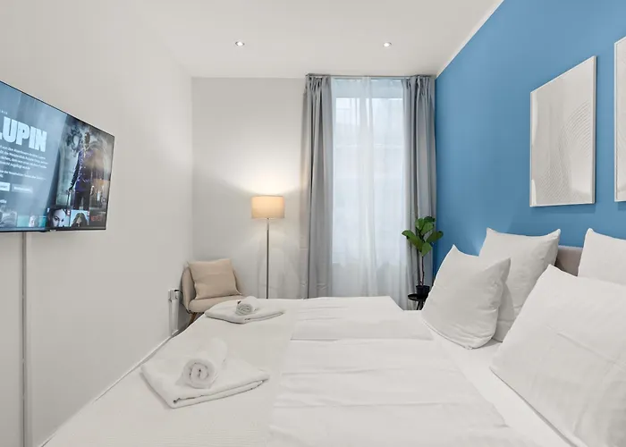 Shiny Homes - Elegant *