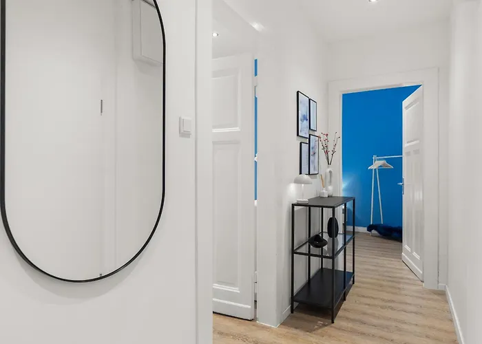 Shiny Homes - Elegant Daire